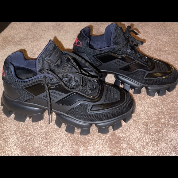 Prada cloudbustthunder only worn 3 times in almost new condition - Picture 3 of 6